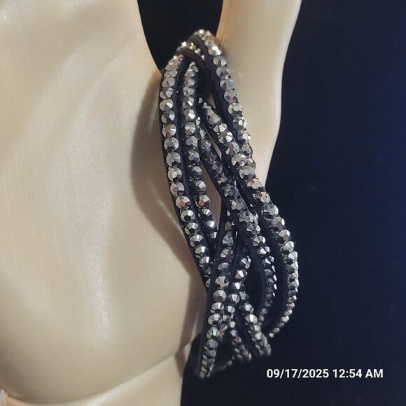 Yik Fung Black Suede Braided Gothic Snap Rhinestone Bracelet Adjustable - Picture 3 of 6